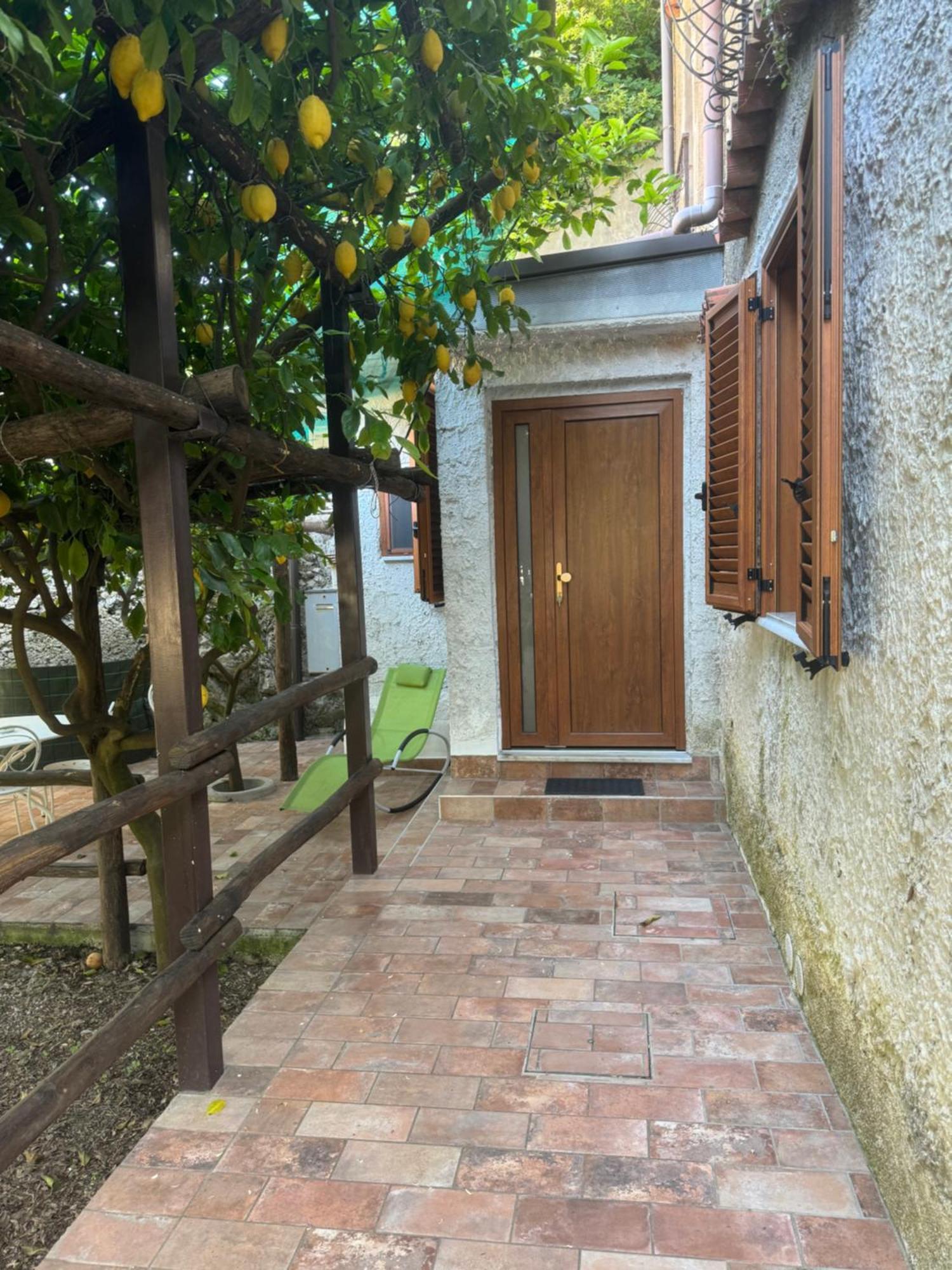 Il Limoneto Di Teresa Amalfi Coast Apartment Maiori Exterior photo
